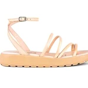 NWT Free People Vivienne Strappy Sandals